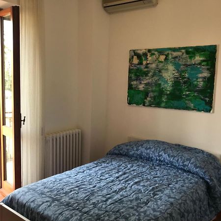 Hôtel La Casa Delle Sirene à Assise Extérieur photo