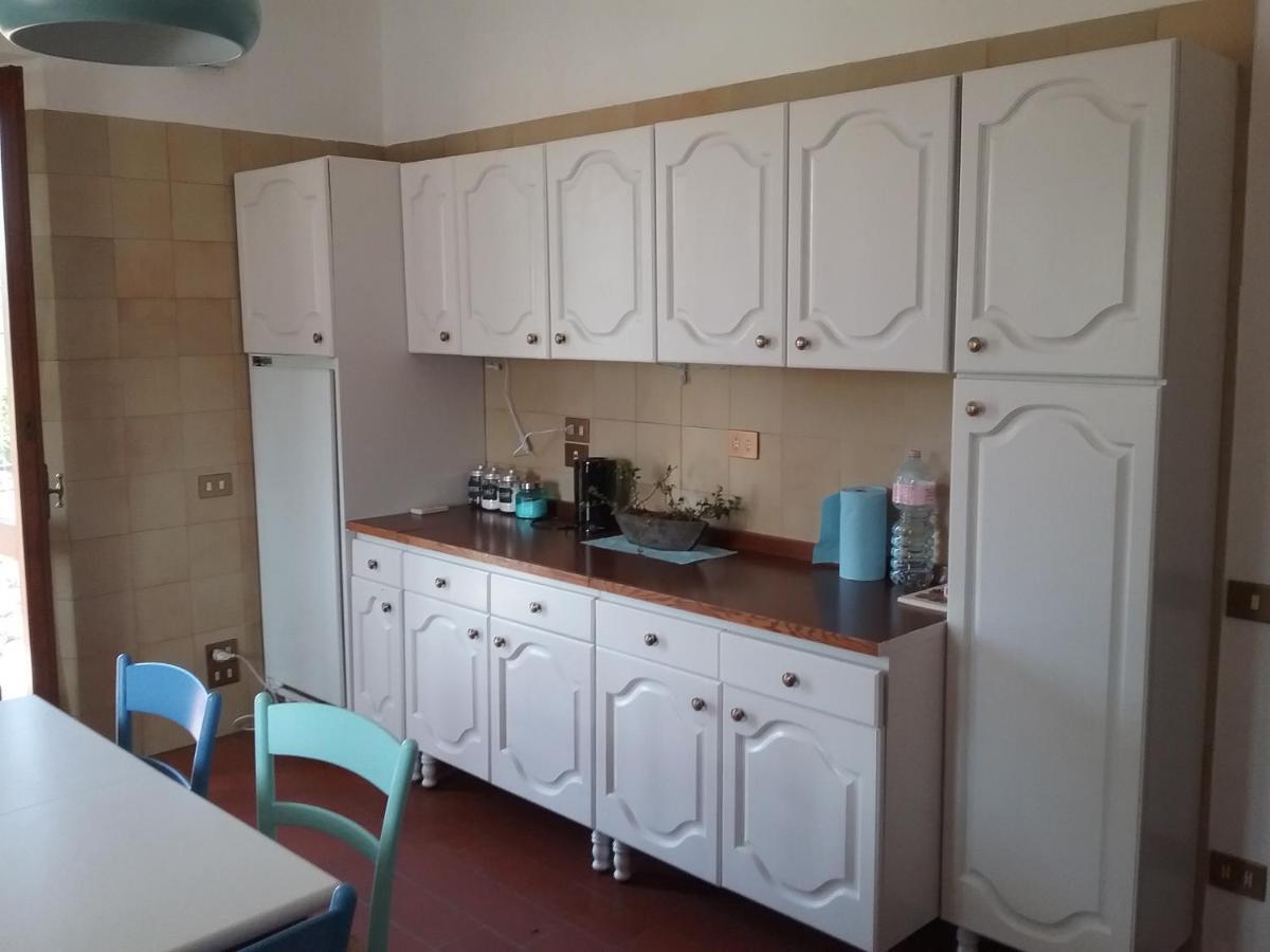 Hôtel La Casa Delle Sirene à Assise Extérieur photo